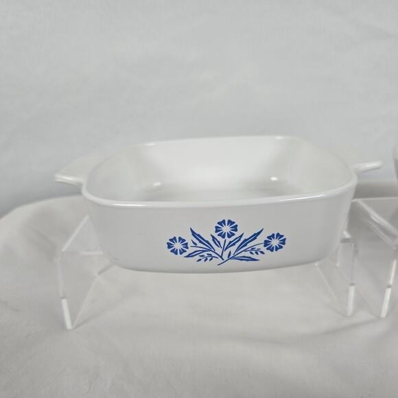 Corning Ware Blue Cornflower 6.5" Pan w/ Handle P-83-B & 1 L Baking Dish - Picture 10 of 16